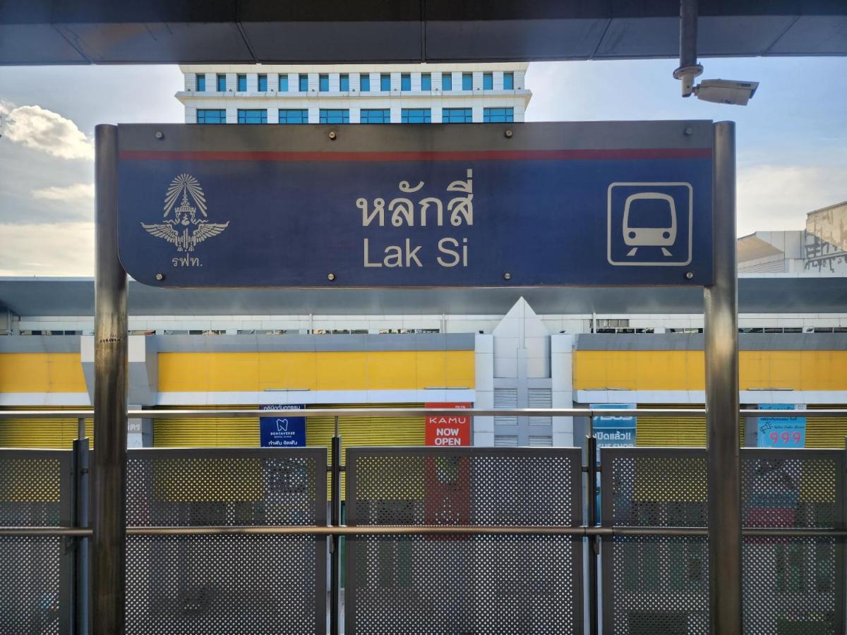 Roomquest It Square Don Mueang Airport Bangkok Bagian luar foto